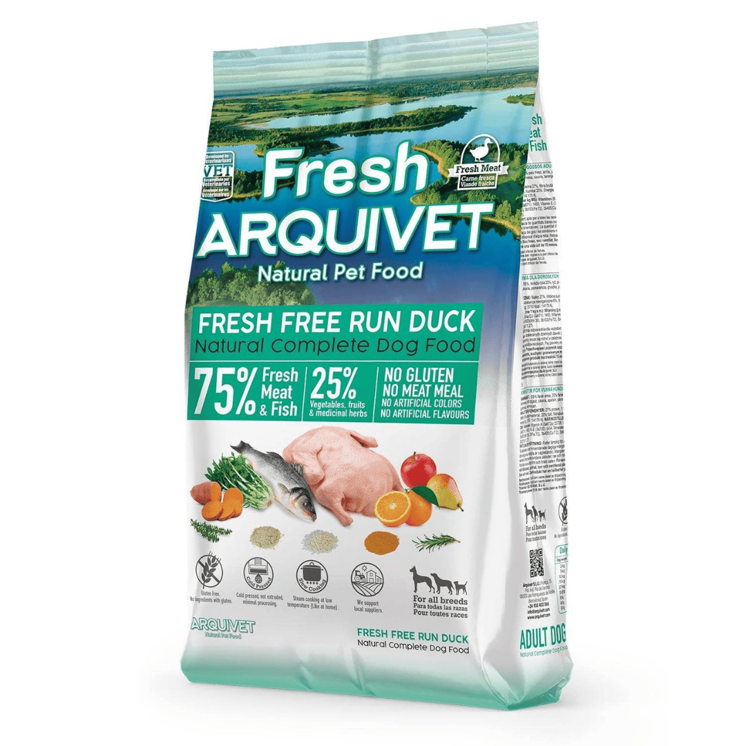 Bag of Fresh Arquivet natural pet food with duck and other ingredients on a white background