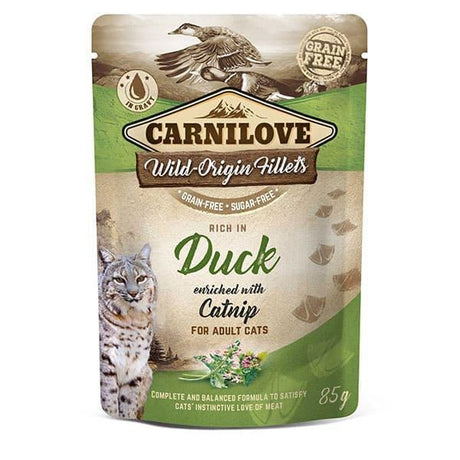 Carnilove Wet Cat Food Pouch in Duck with Catnip. 85g pouch stood against a white background