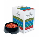 Canagan Cat Food Pouches Multipack - Instinct Selection. An example of one of the pouches served in a bowl alongside the box. A chunky mince like texture.